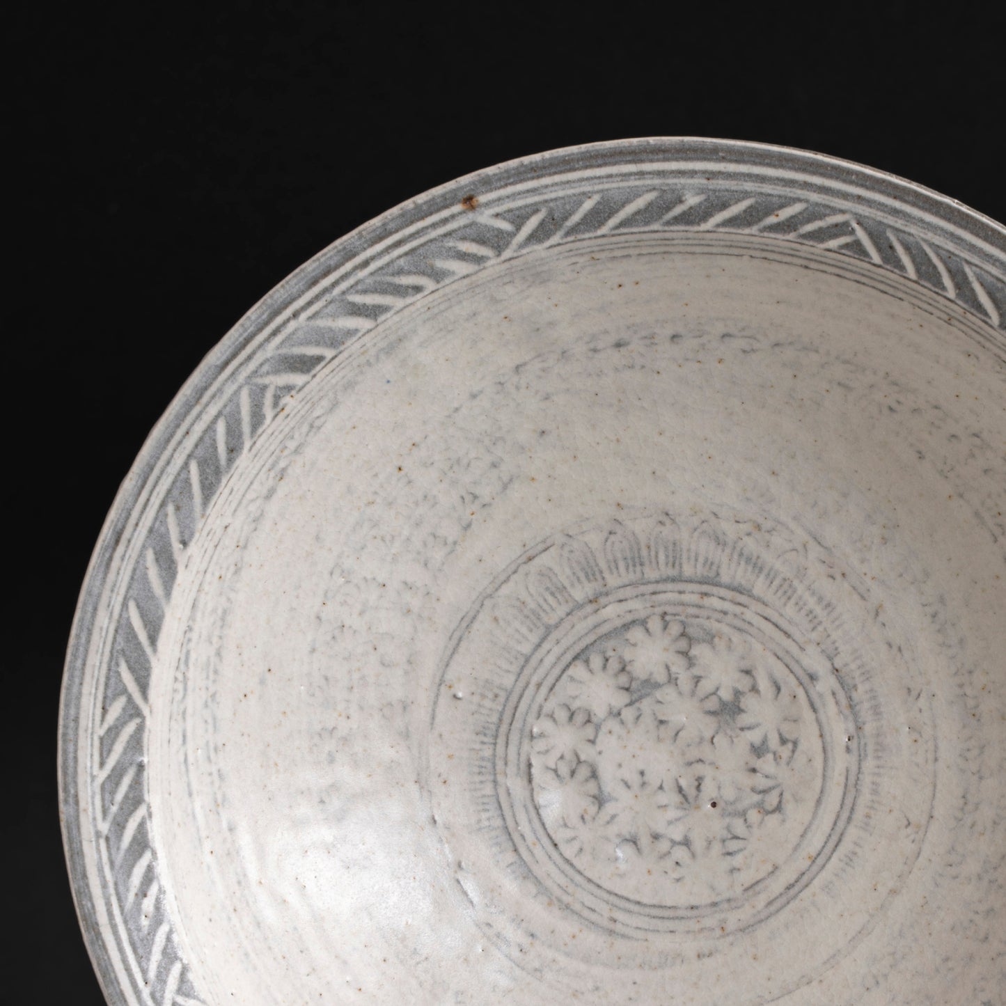 Mishima Serving Bowl
