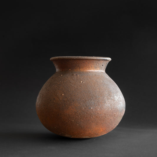 Nanban Jar With Sand Decoration