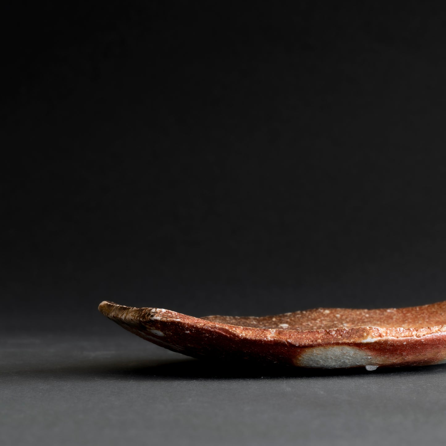 Shigaraki Boat-shaped Small Plate