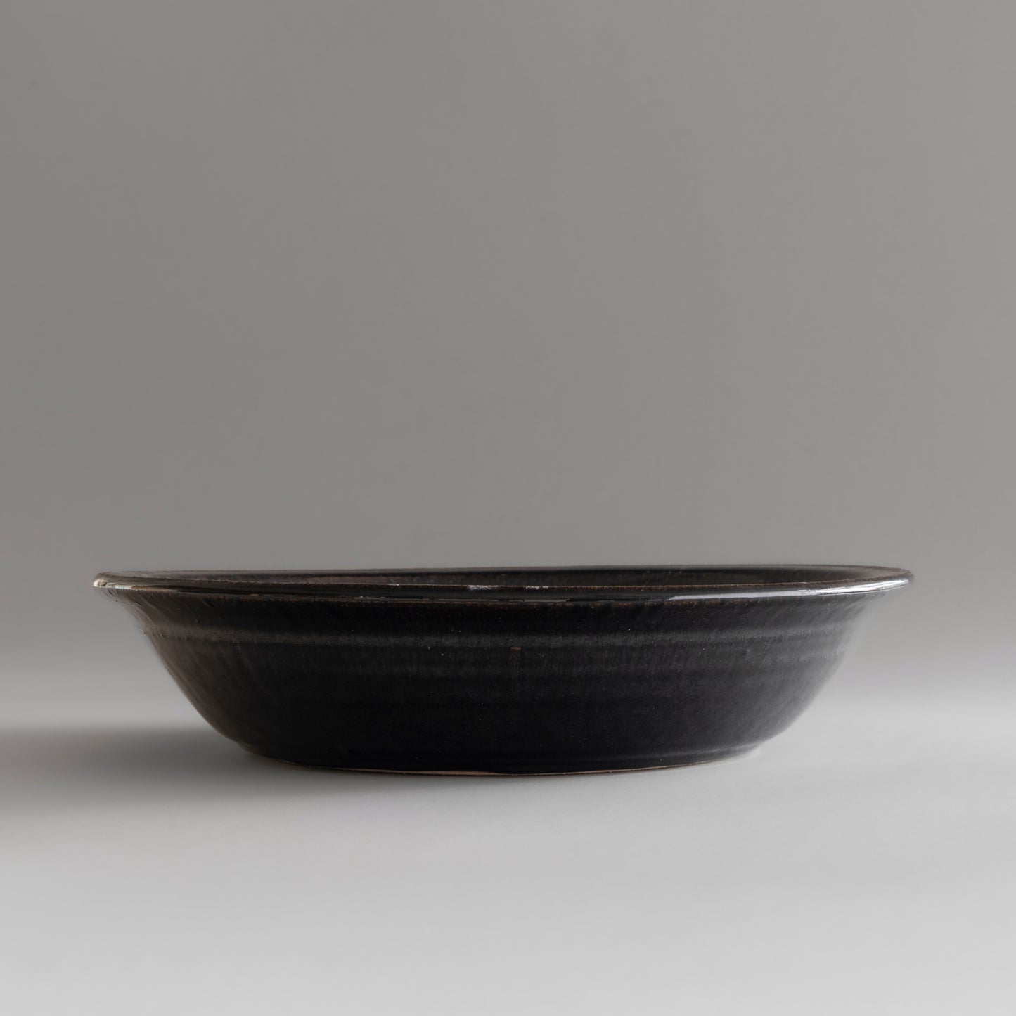 Shallow Earthenware Pot (32cm)