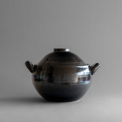 Round Earthenware Pot
