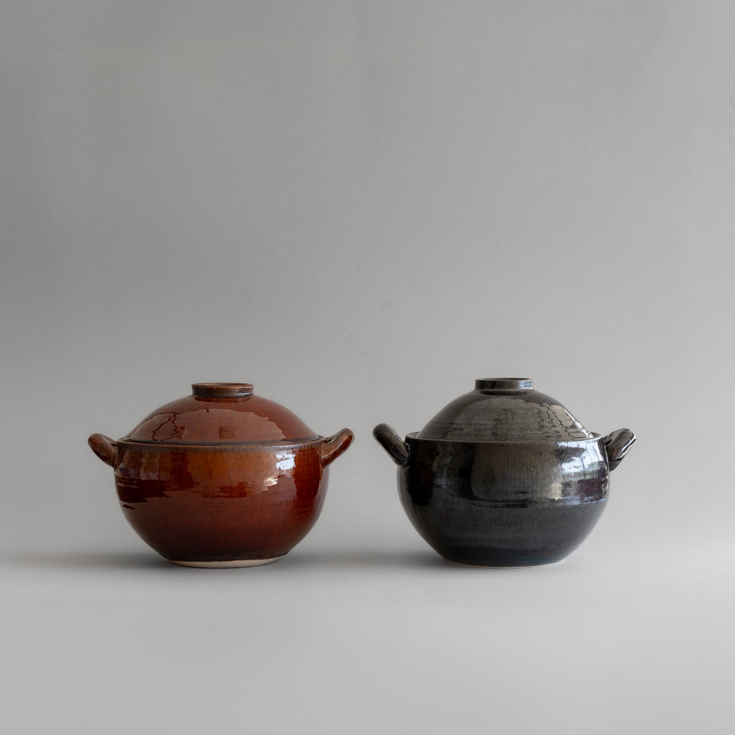Round Earthenware Pot