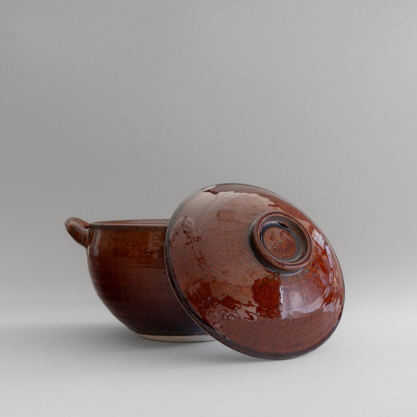 Round Earthenware Pot