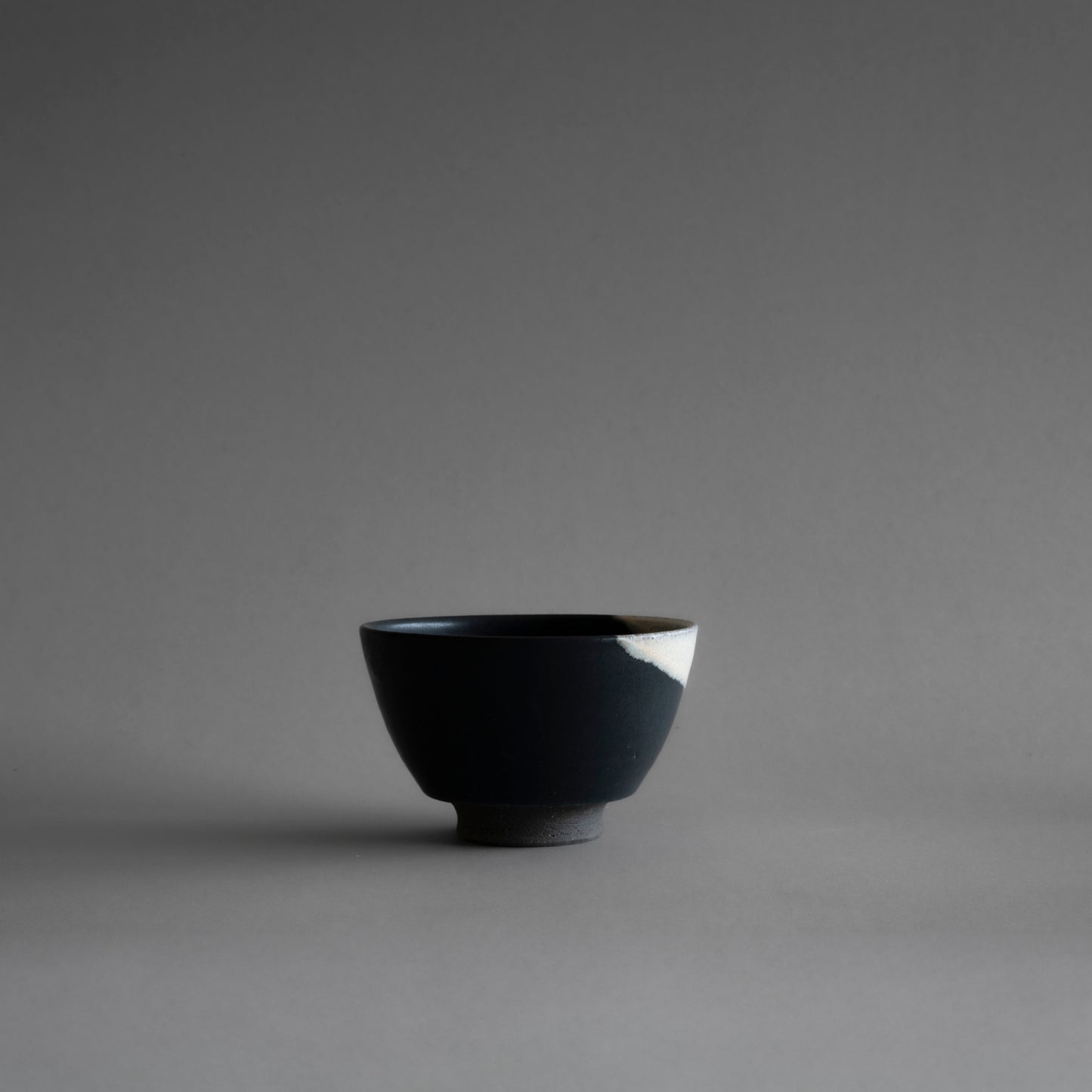 Bowl S (White on Black)