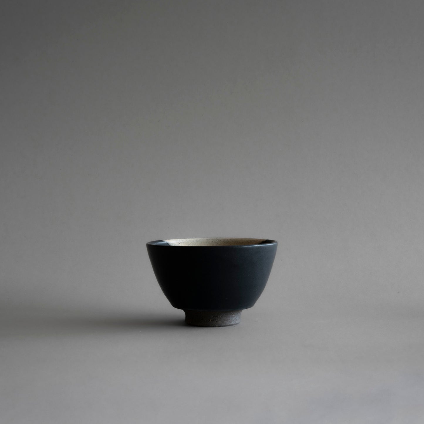 Bowl S (White on Black)