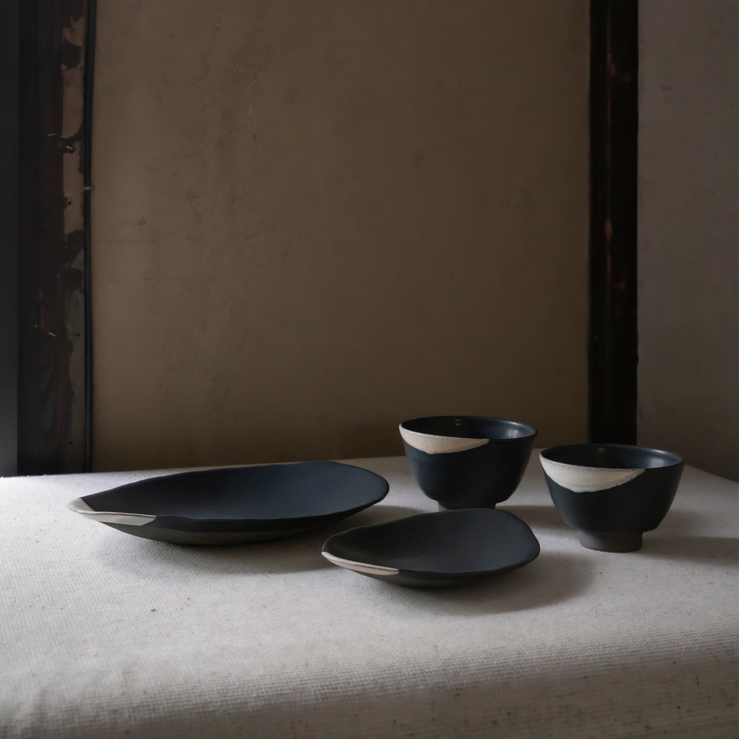 Bowl M (White on Black)