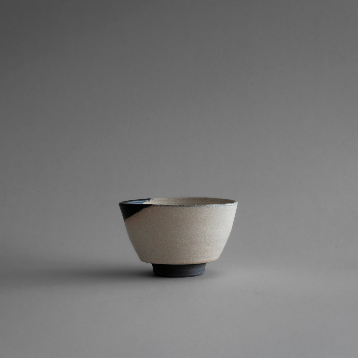 Bowl M (Black on White)