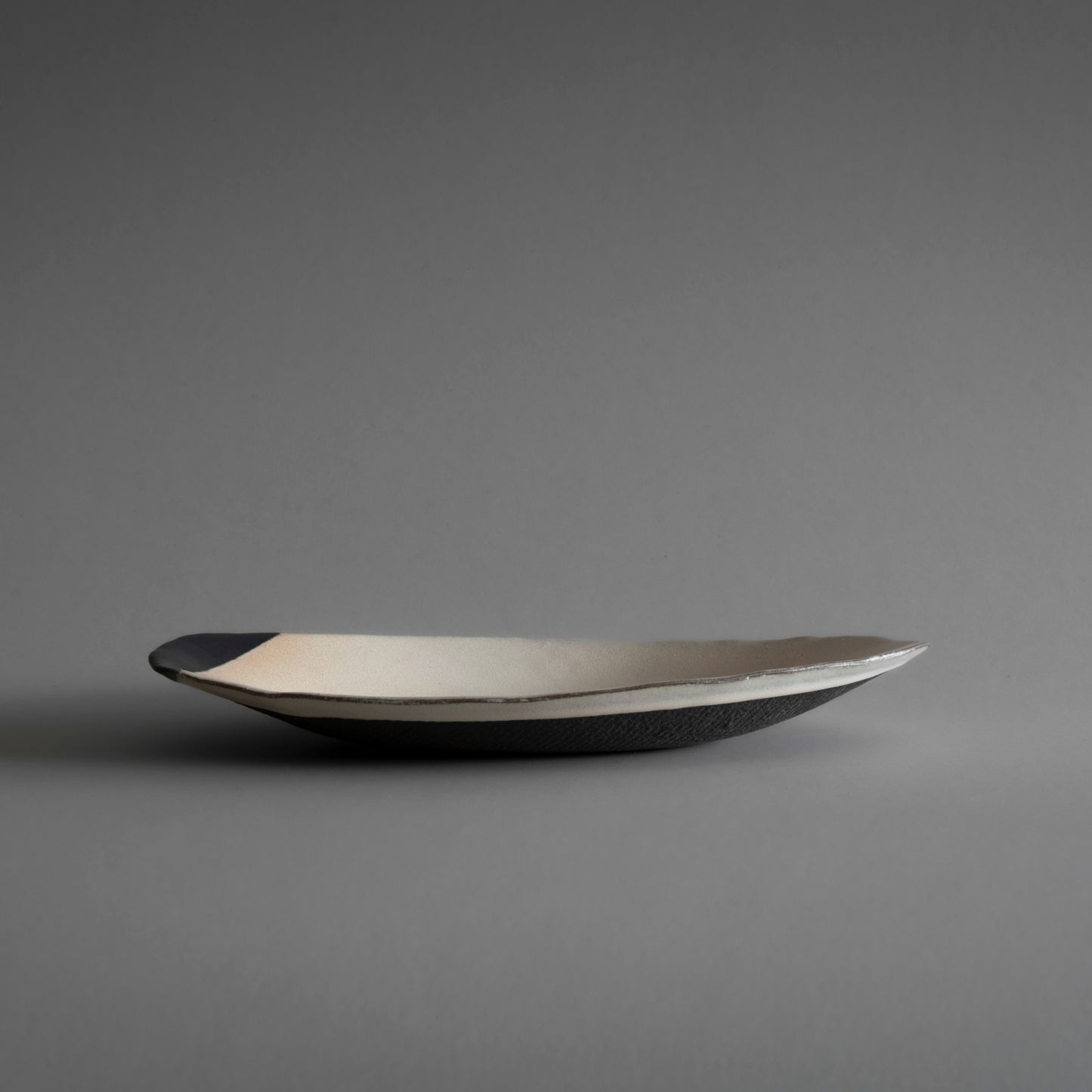 Oval Plate M (Black on White)