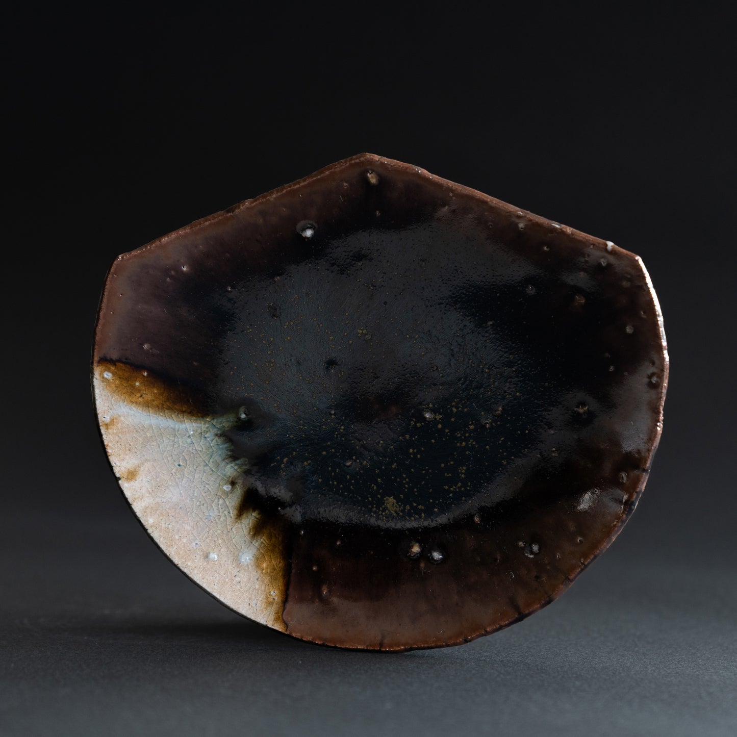 Kakewake Irregular Plate