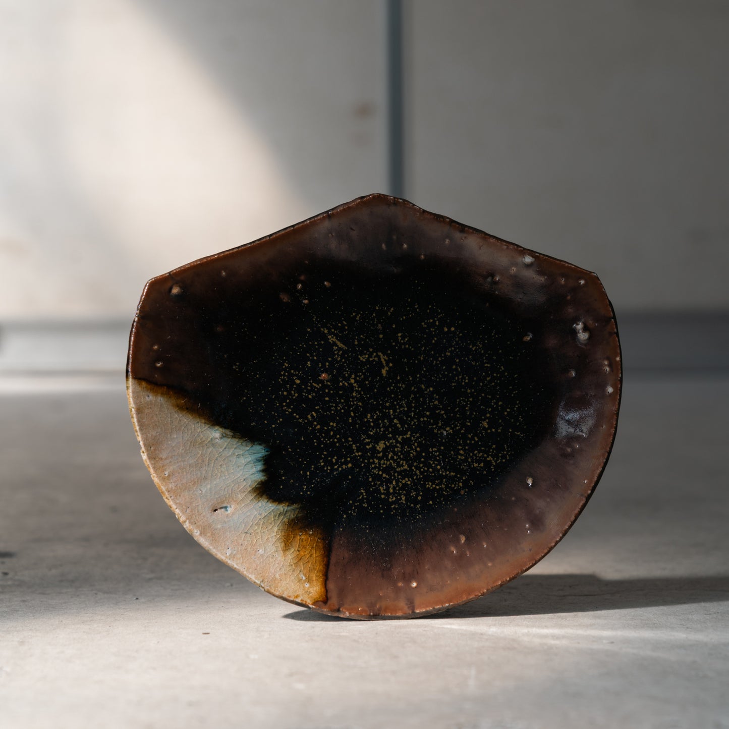 Kakewake Irregular Plate