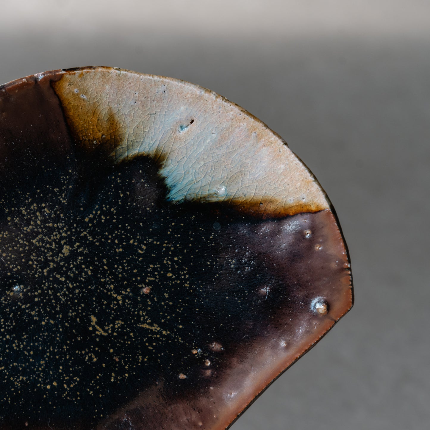 Kakewake Irregular Plate