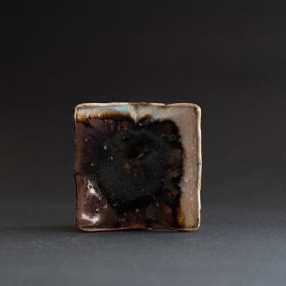 Kakewake Small Square Plate