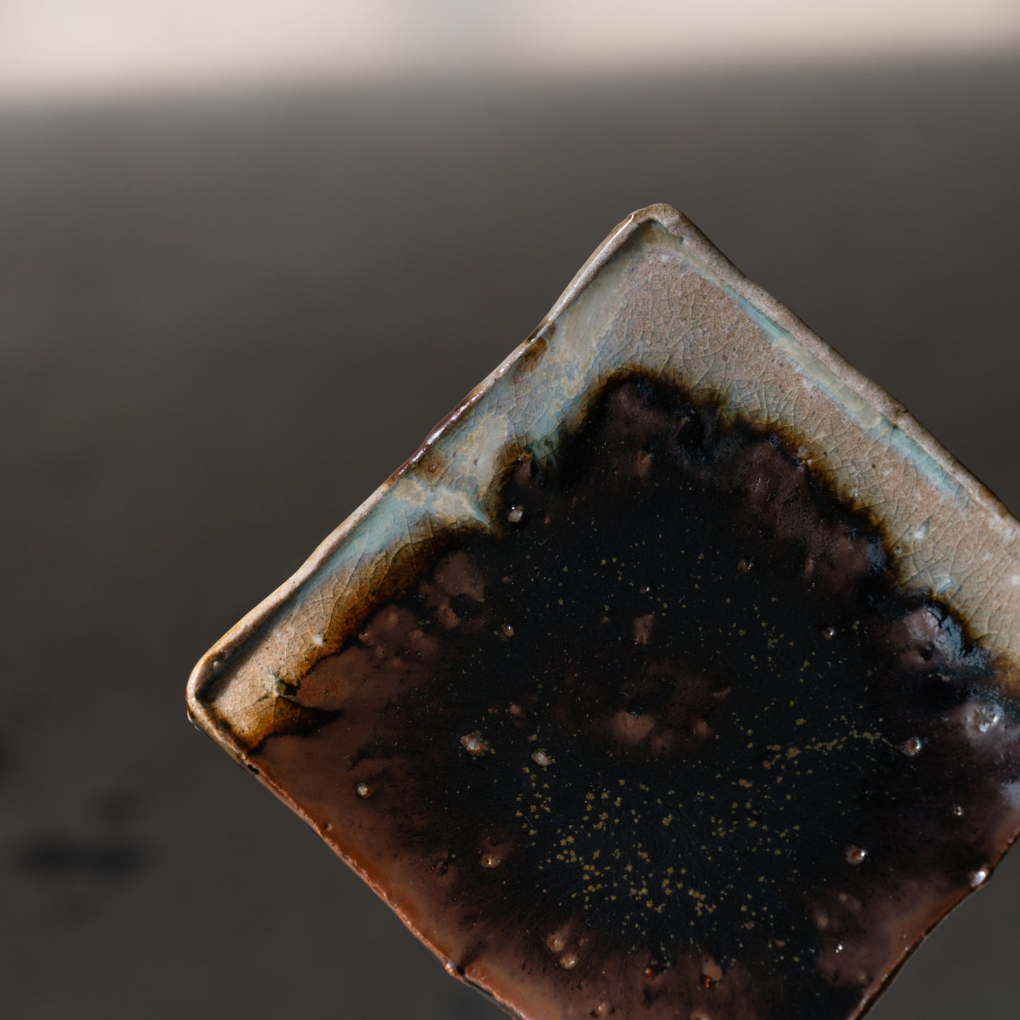 Kakewake Small Square Plate