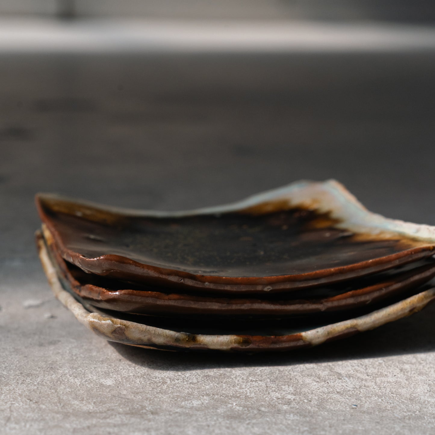 Kakewake Small Square Plate