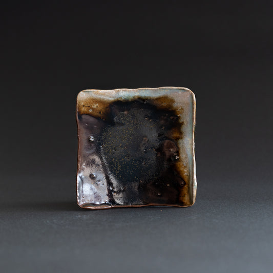 Kakewake Small Square Plate