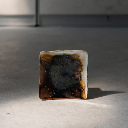 Kakewake Small Square Plate