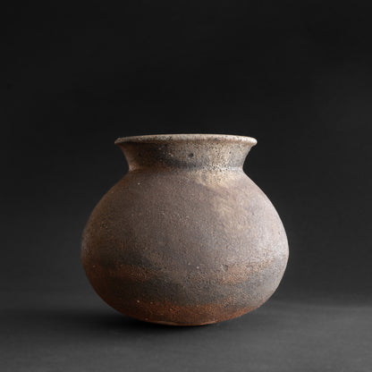 Nanban Jar With Sand Decoration