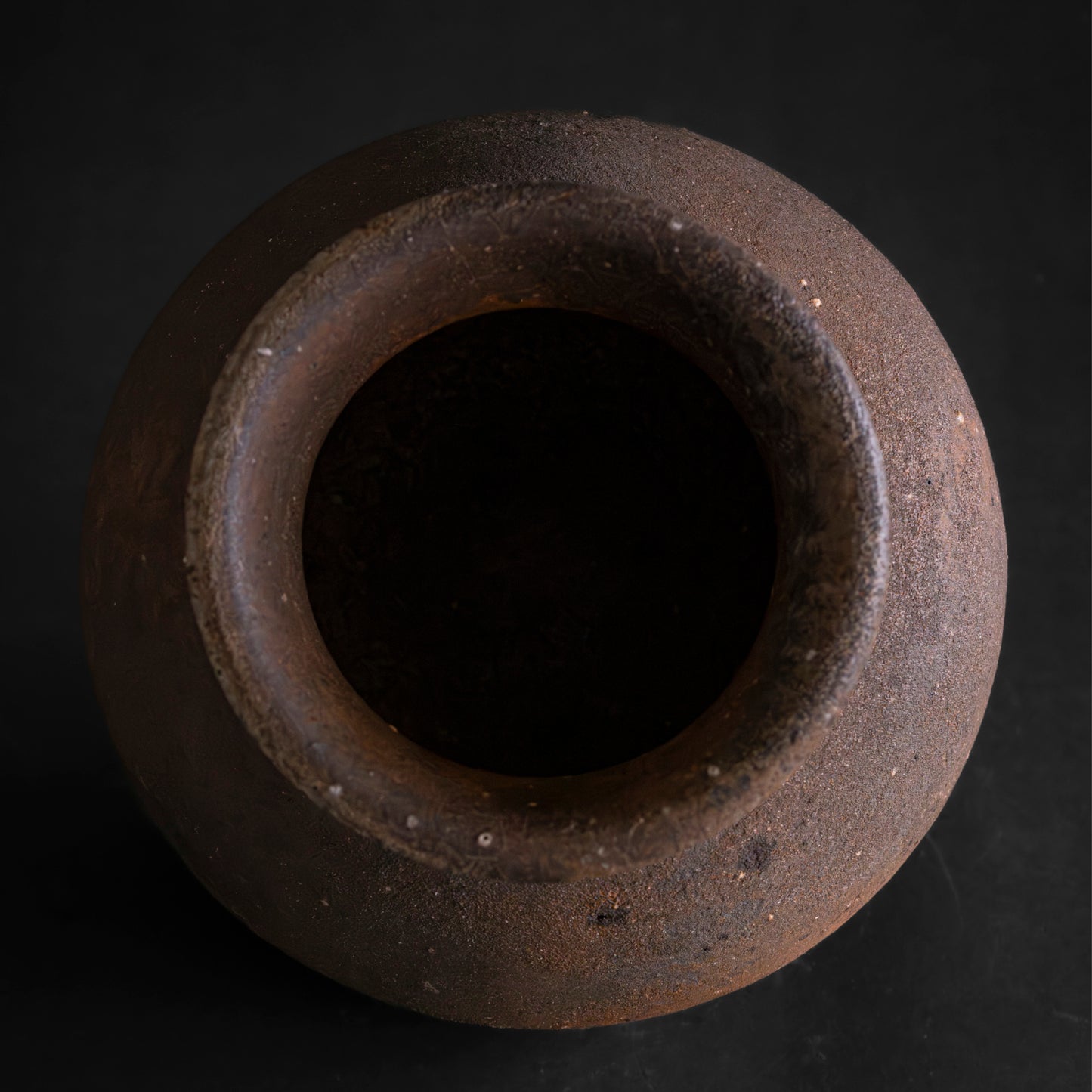 Nanban Jar With Sand Decoration