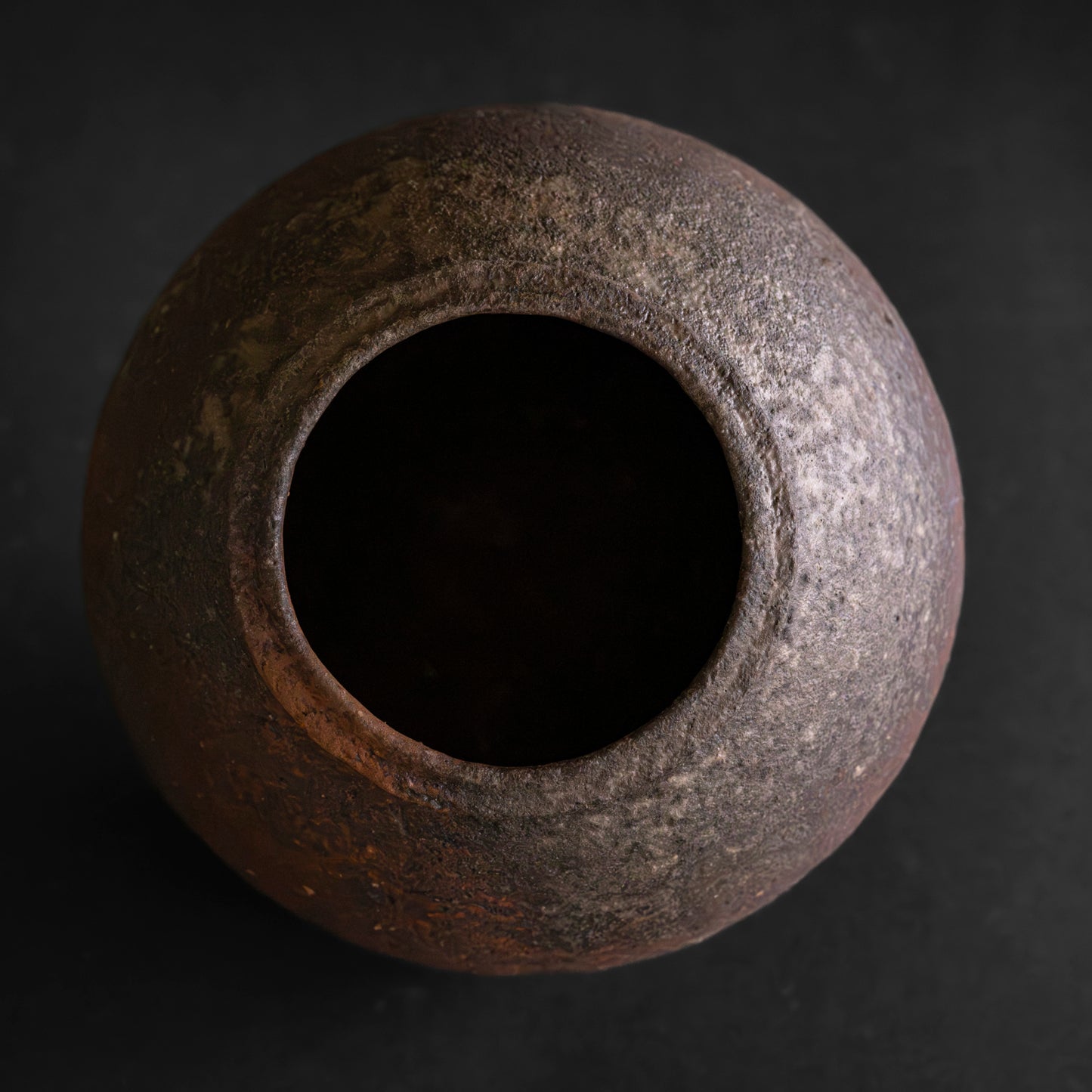 Nanban Round Jar