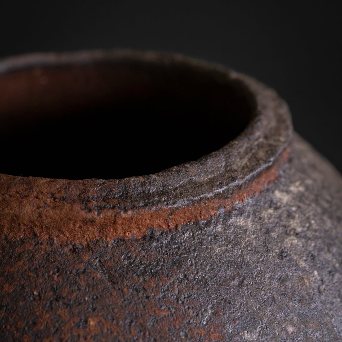 Nanban Round Jar