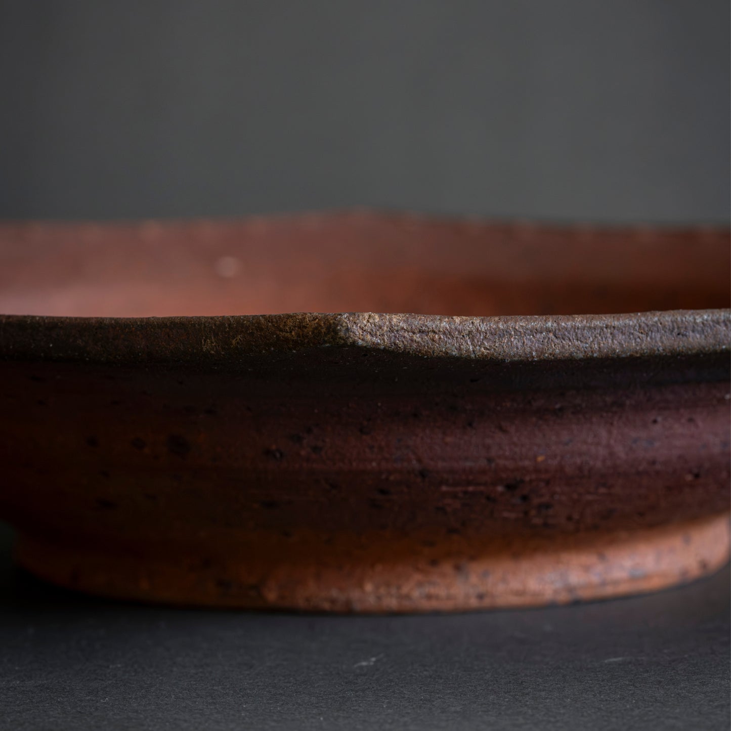 Nanban Octagonal Bowl with Dotted Rim (22.5cm)