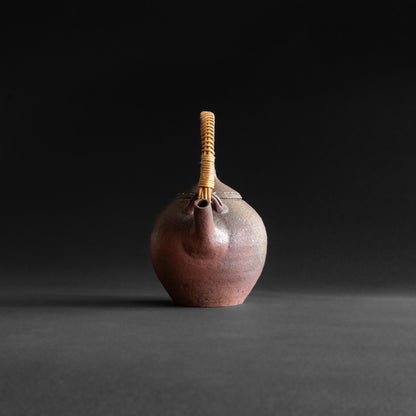 Nanban Teapot with Feldspar Granules